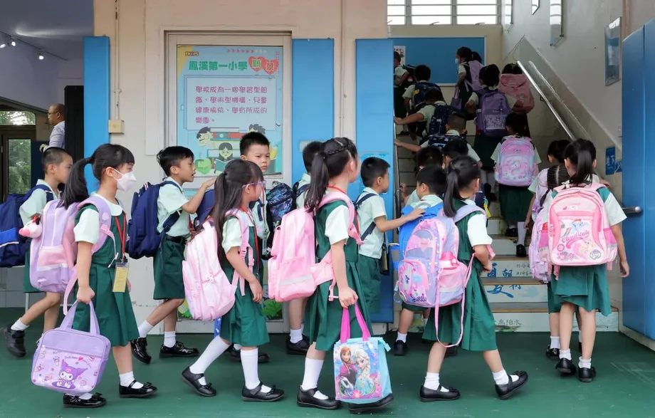 홍콩의 새 영어 교육과정: 초등학교 교육의 중심에 선 국가안보와 애국심