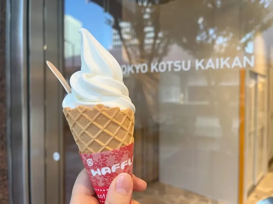 일본의 맛을 만나다: 도쿄 교통회관의 지역별 아이스크림 천국과 안테나숍의 부상