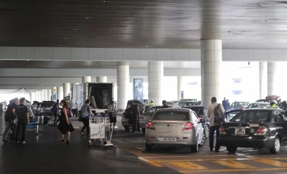 KLIA 공항 불법 호객행위 단속 강화하는 말레이시아: 국가 이미지와 안전, 공정성을 지키기 위한 싸움