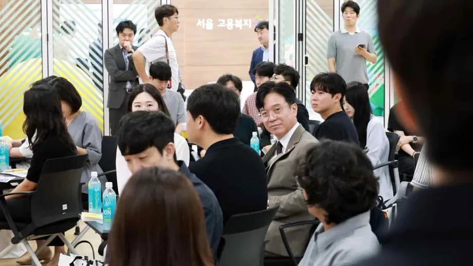한국, 일하지도 구직하지도 않는 청년 급증