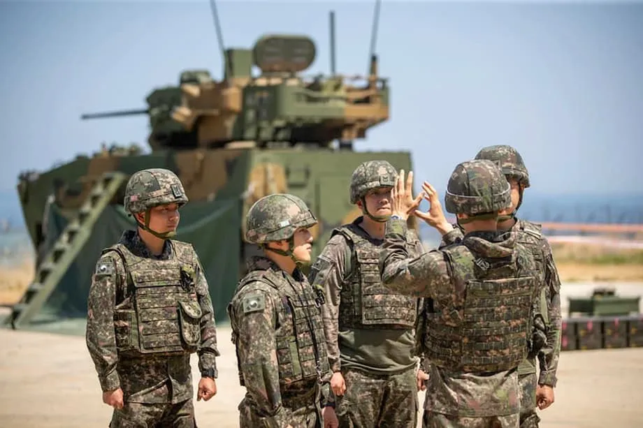 한국 의원, 군 내 일본식 용어 폐기 촉구…언어와 정체성 논쟁 재점화