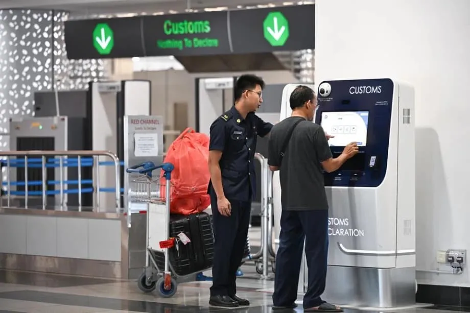 싱가포르 해외 쇼핑 GST: 2025년 여행자가 신고해야 할 사항