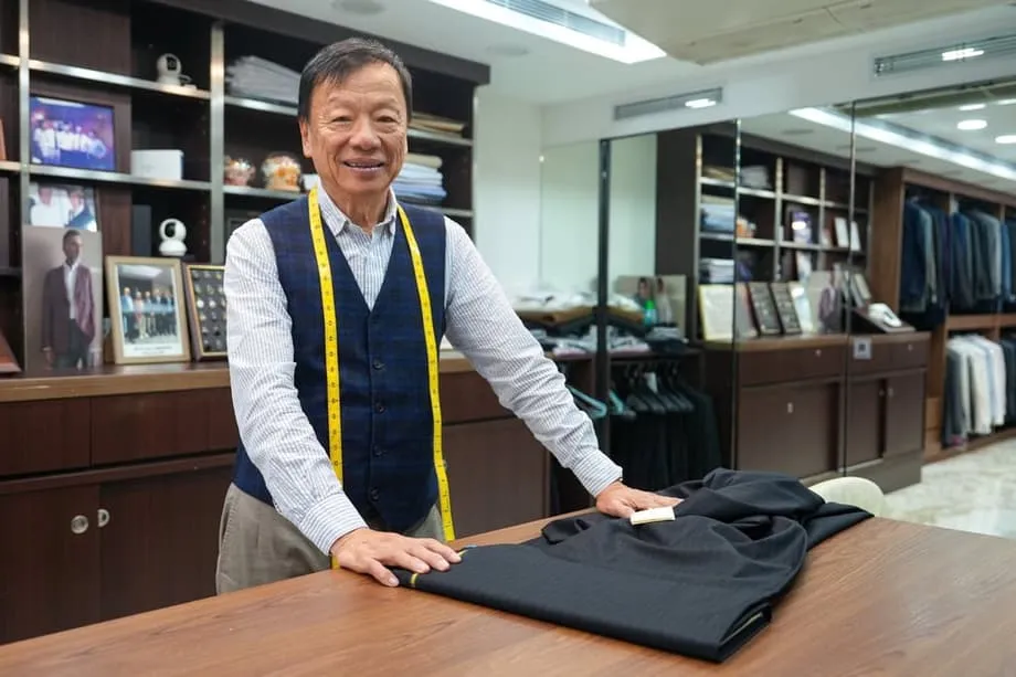 기로에 선 홍콩 맞춤복: 세계적 명성에서 불확실한 미래로