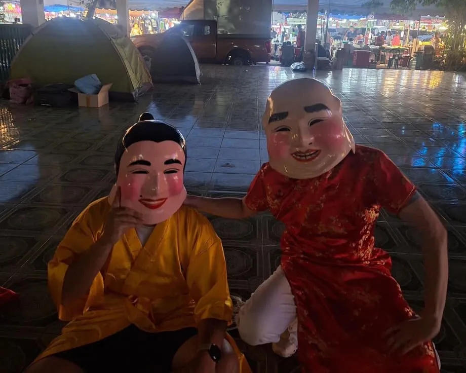 사자가 덮칠 때: 방콕 경찰의 정교한 위장 검거 작전