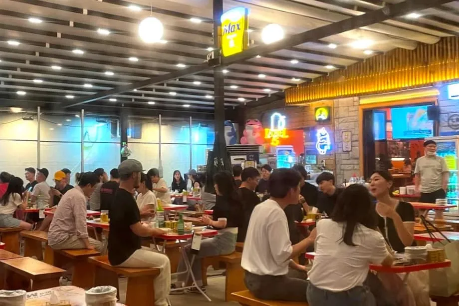 술자리 문화가 달라진 한국: 과음으로 유명했던 나라가 술을 멀리하는 이유