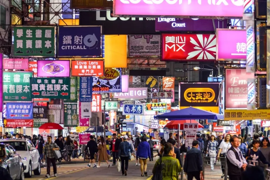 홍콩 vs 싱가포르: 중국의 글로벌 진출 거점을 둘러싼 경쟁