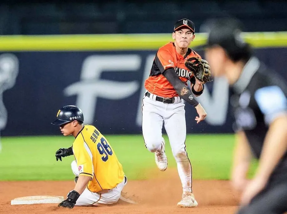 Uni Lions Beat CTBC Brothers 4-2 to Force Decisive Playoff Game