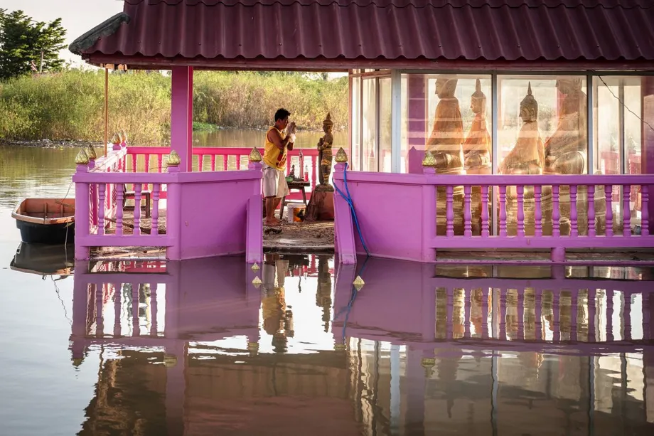 Thai Villages Bear the Cost of Flood Defences Protecting Bangkok