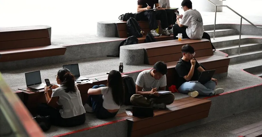 Singapore to Offer 3,000 Extended Internships as AI Changes Entry Routes Into Tech Jobs