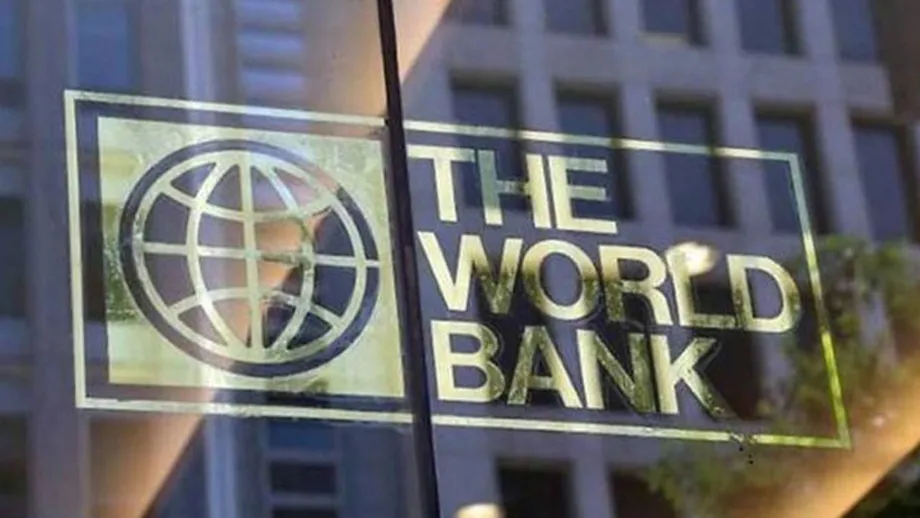 Bangladesh Signs $450 Million World Bank Deal to Protect Depositors and Repair Banks